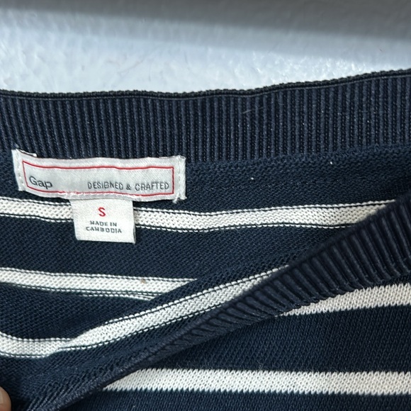 Gap Cotton Navy Cream Striped Maxi Side Slit Skirt size S - gently used - Picture 4 of 7